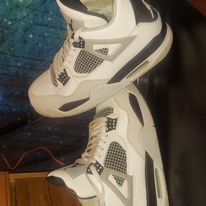 Jordan 4 retro military black